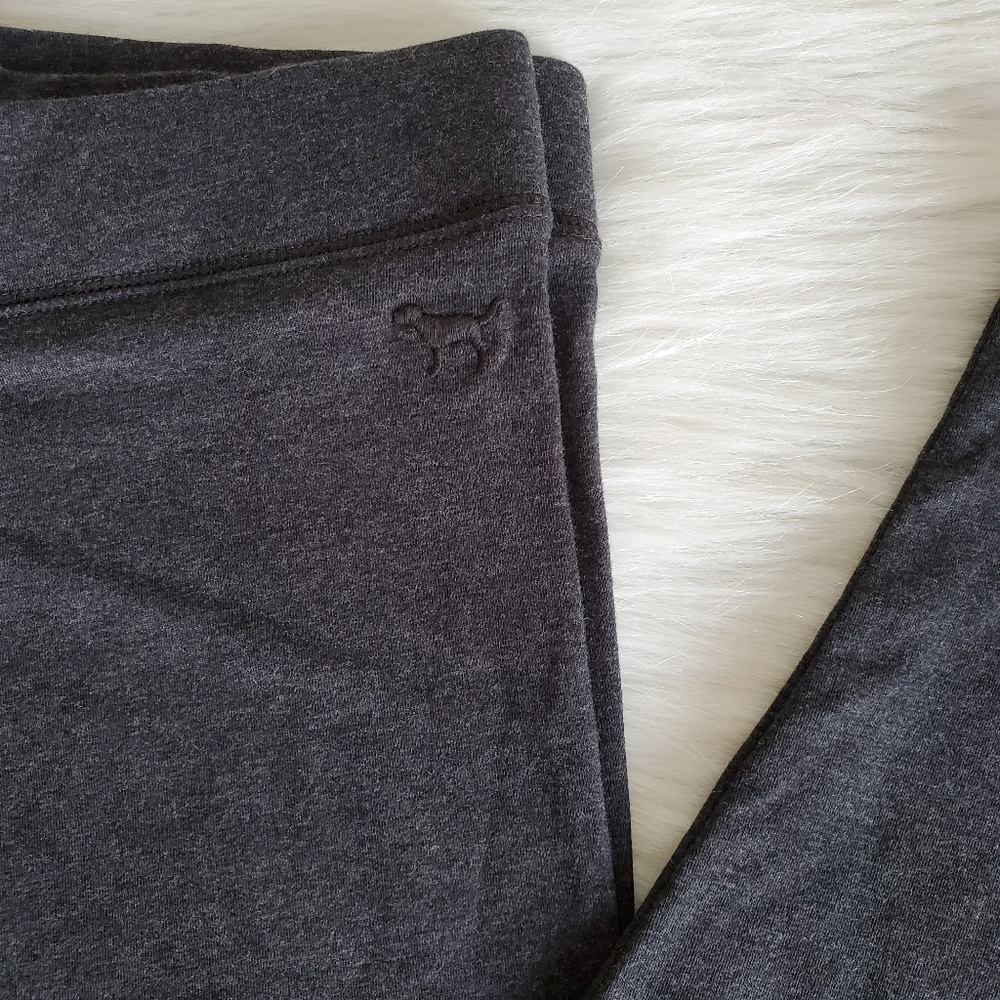 💕PINK VICTORIA'S SECRET ESSENTIAL LEGGINGS M - Picture 2 of 4